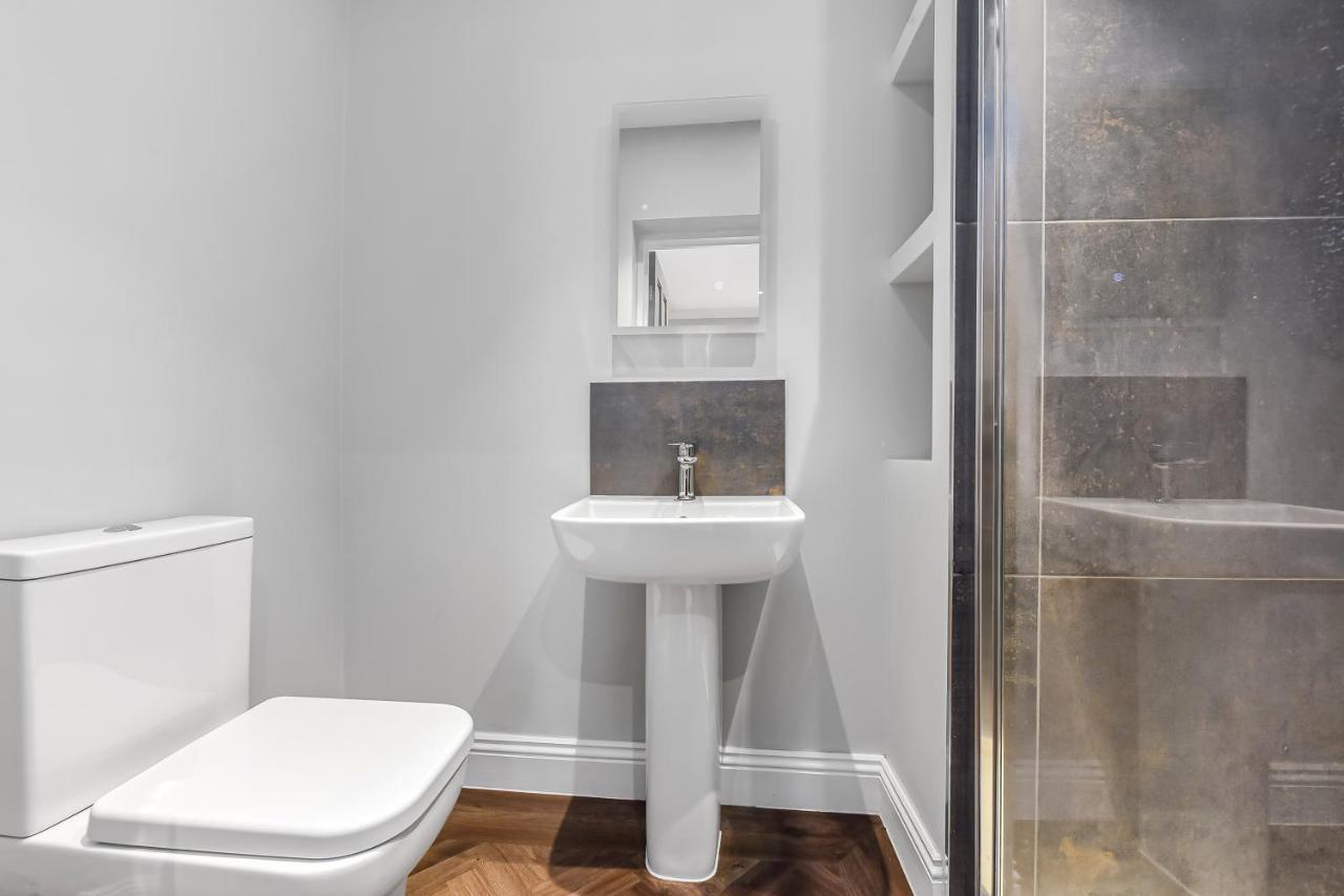 York Studios By Dc London Rooms Экстерьер фото